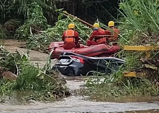 Duas pessoas desaparecem após chuvas em Suzano