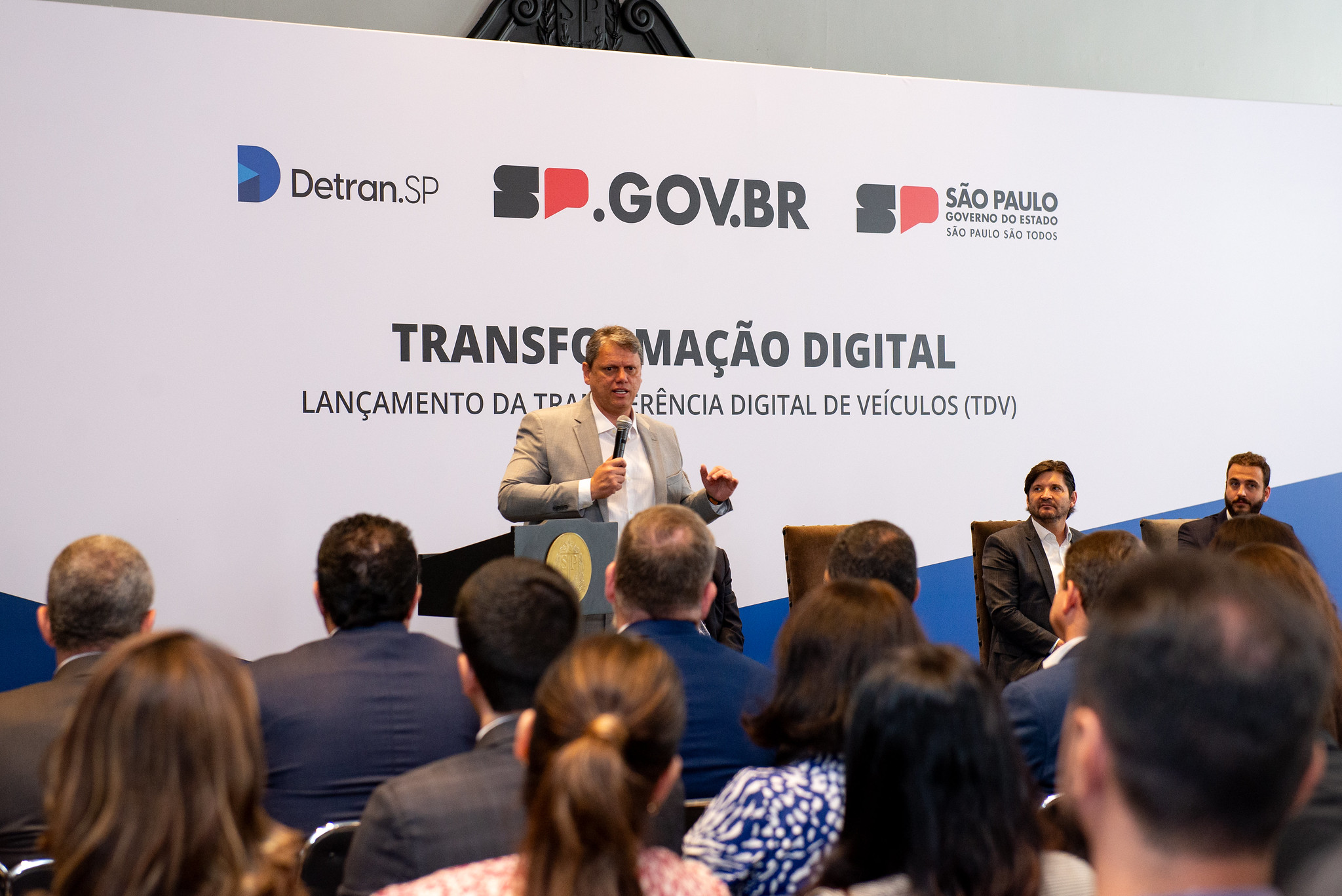 São Paulo passa a oferecer transferência digital de veículos a partir de hoje