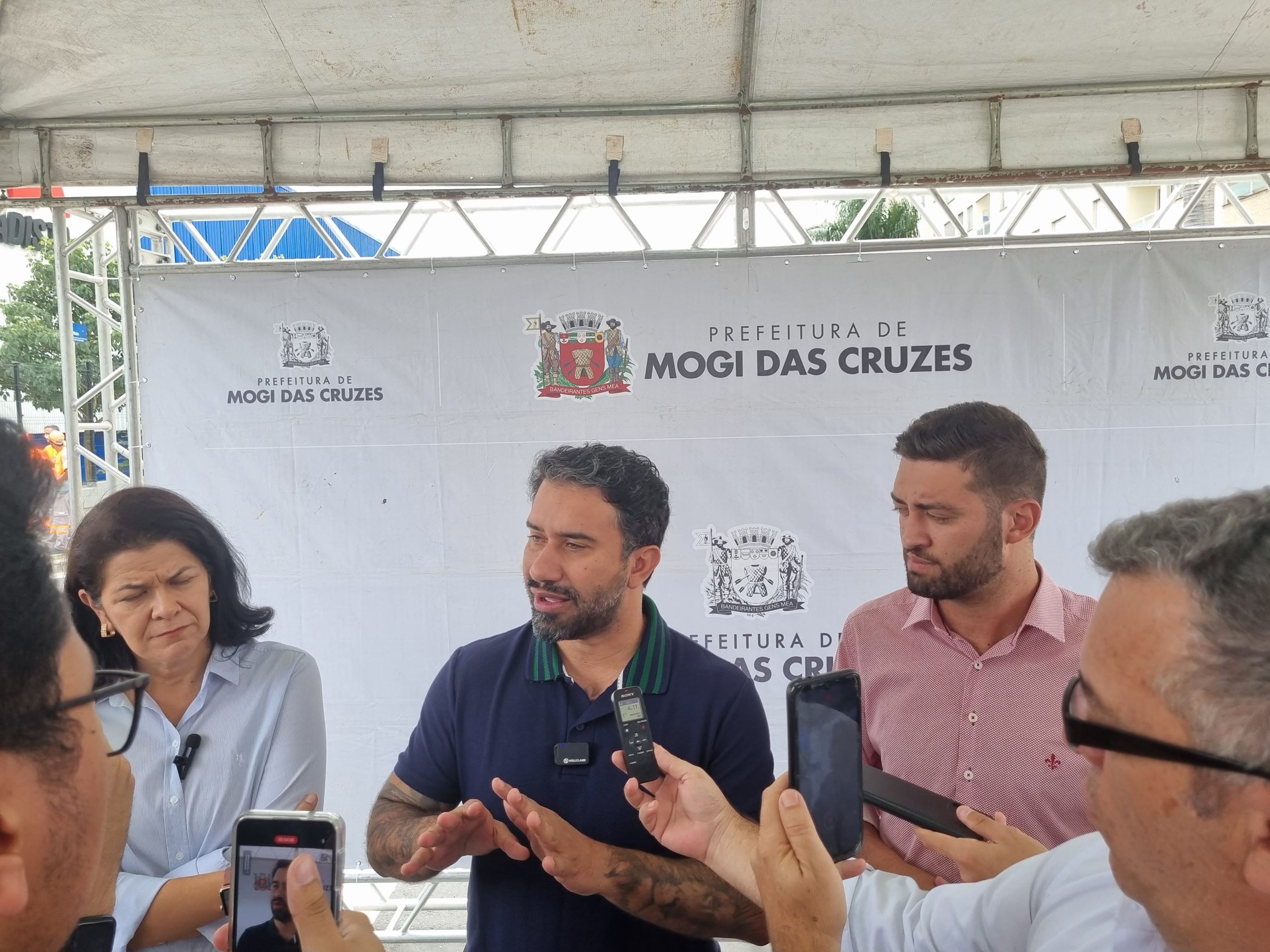 Caio Cunha diz que não vai ceder mesmo sob ameaça de greve de servidores