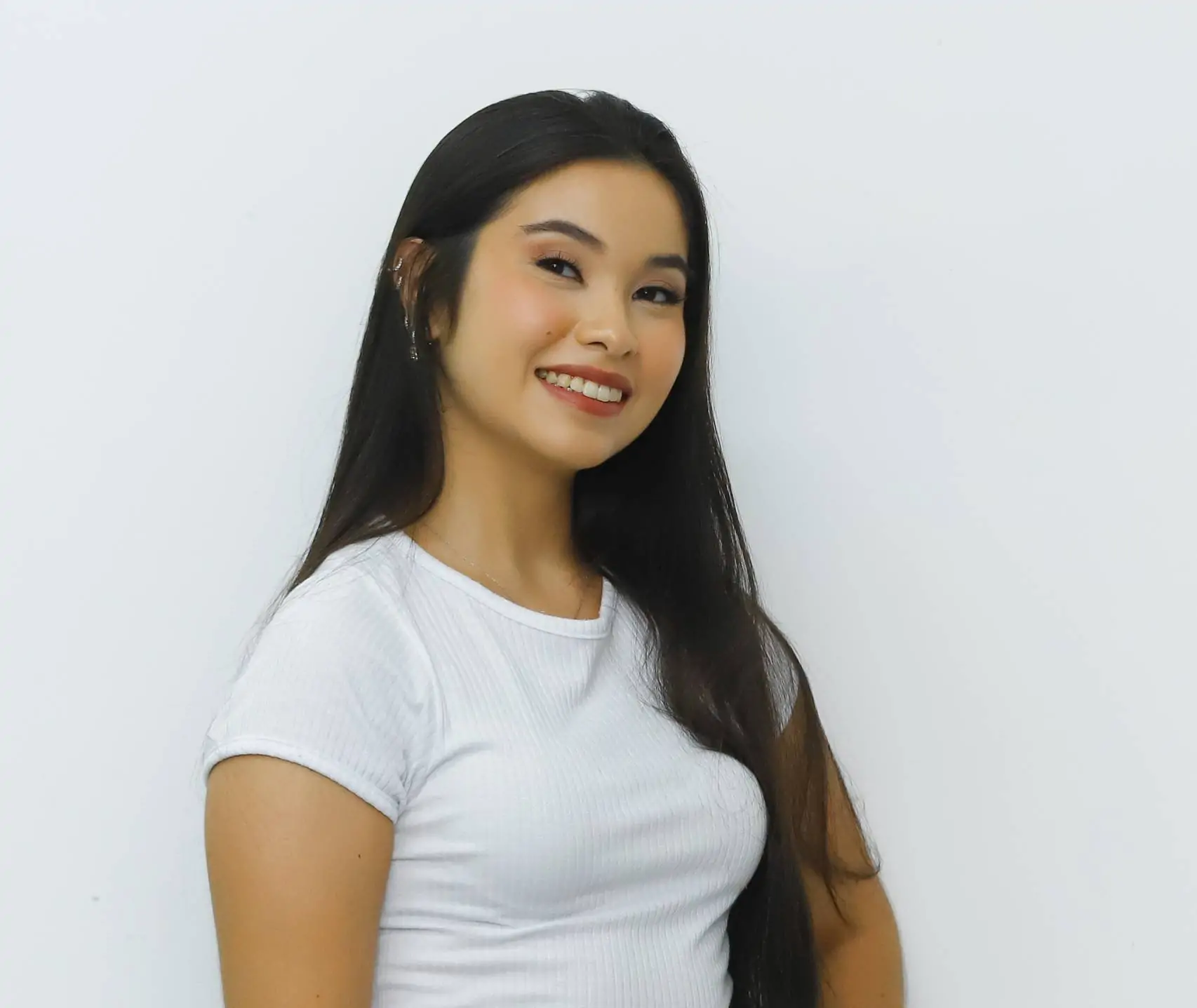 Giovanna Honda, 19 anos, além de miss, quer ser advogada