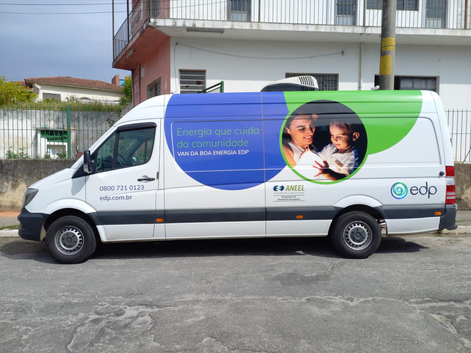 Vans da Boa Energia da EDP oferecem atendimentos em Biritiba Mirim e Itaquá
