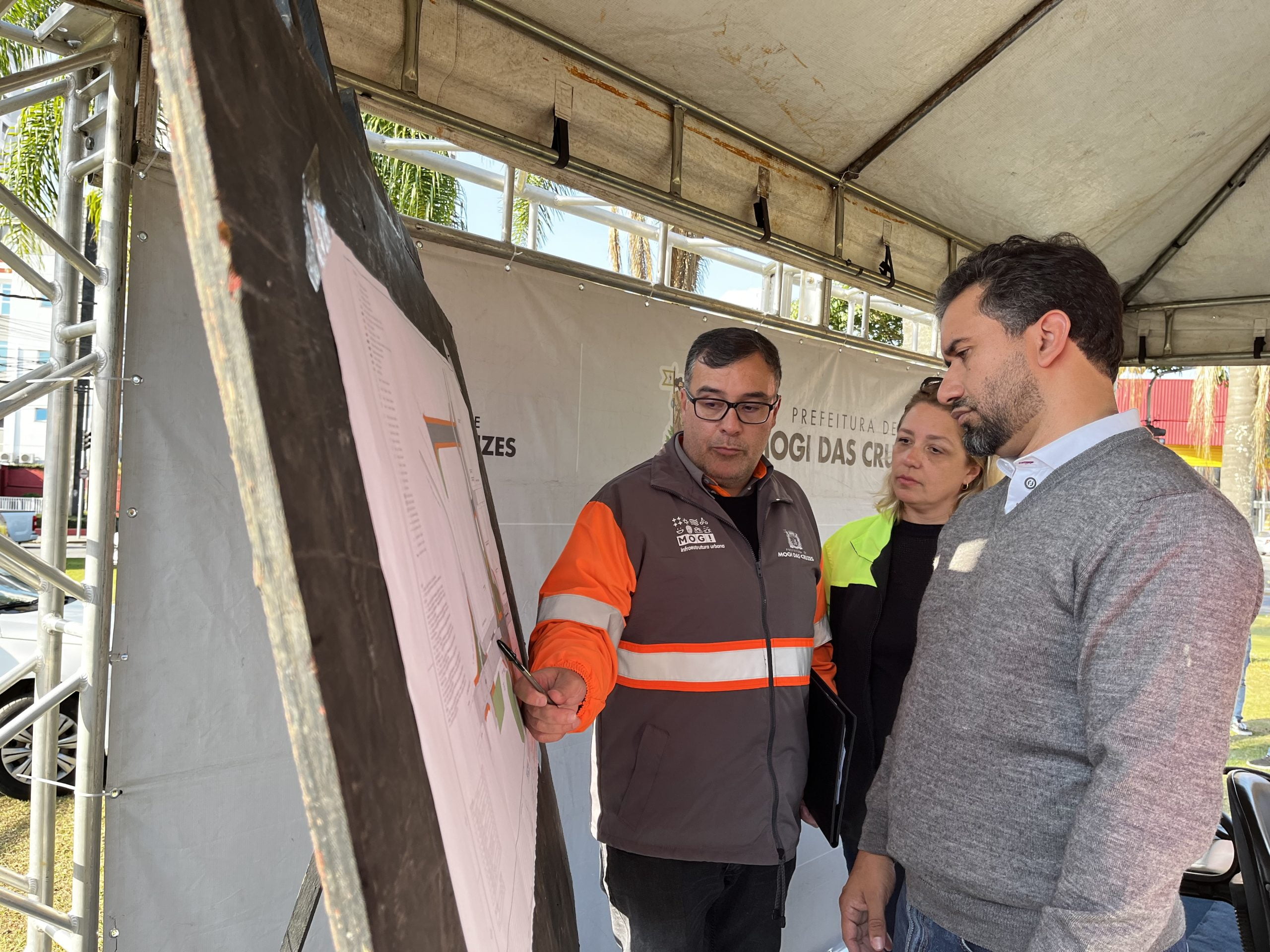 Prefeitura inicia obras de construção do novo complexo viário na 