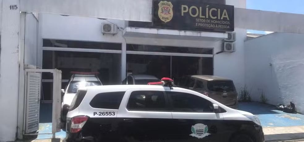 Comerciante é morto após abrir janela para atender cliente em Itaquaquecetuba
