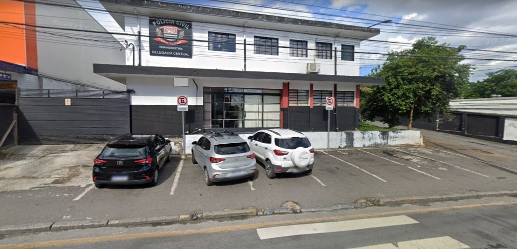 Homem é preso após agredir esposa dentro de casa em Itaquaquecetuba