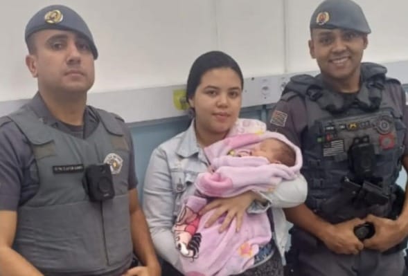 Bebê engasgada é salva pela polícia de Itaquaquecetuba