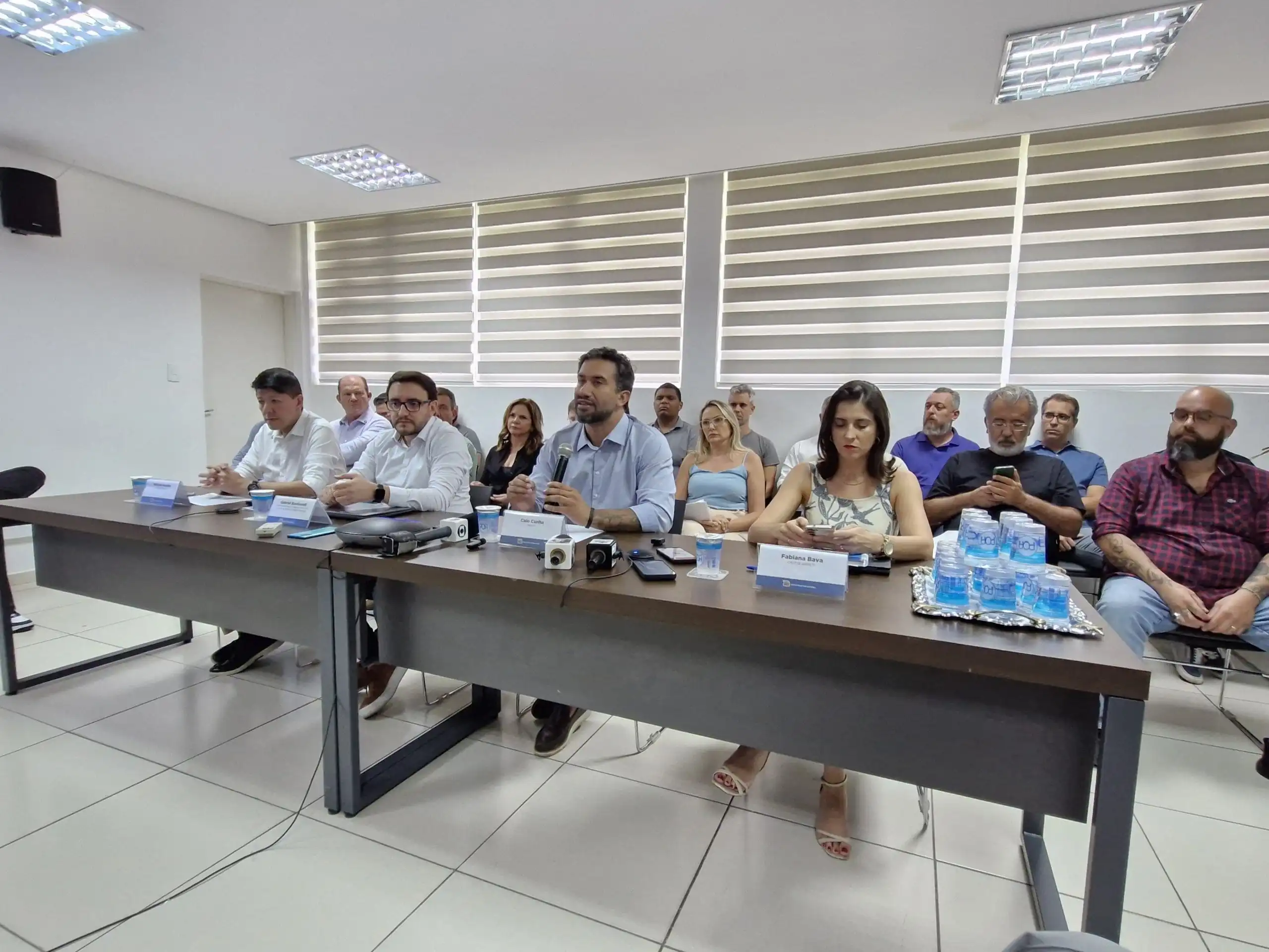 Caio Cunha diz que R$ 420 milhões em dívidas são de gestões anteriores