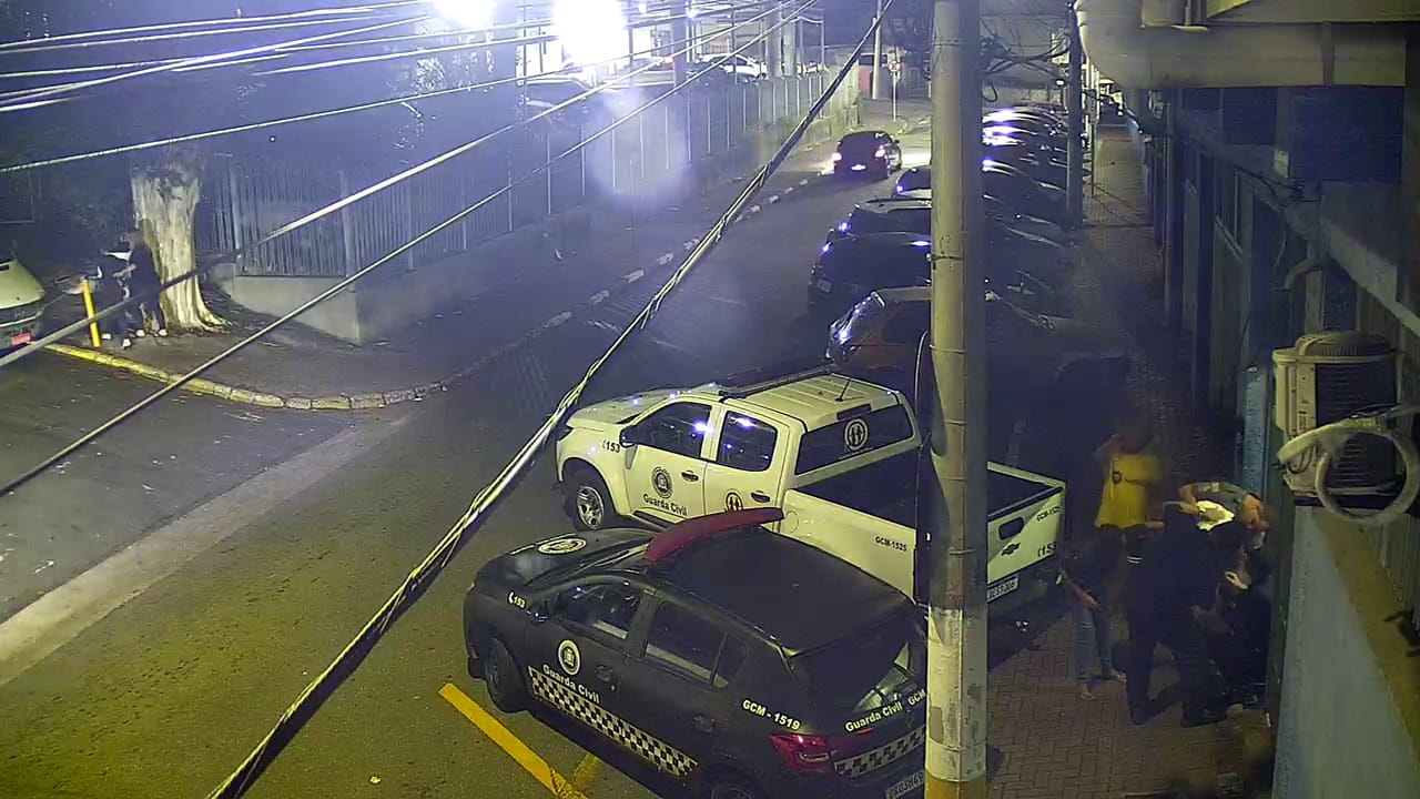 Bebê se engasga duas vezes no mesmo dia e é salvo por GCMs de Ferraz