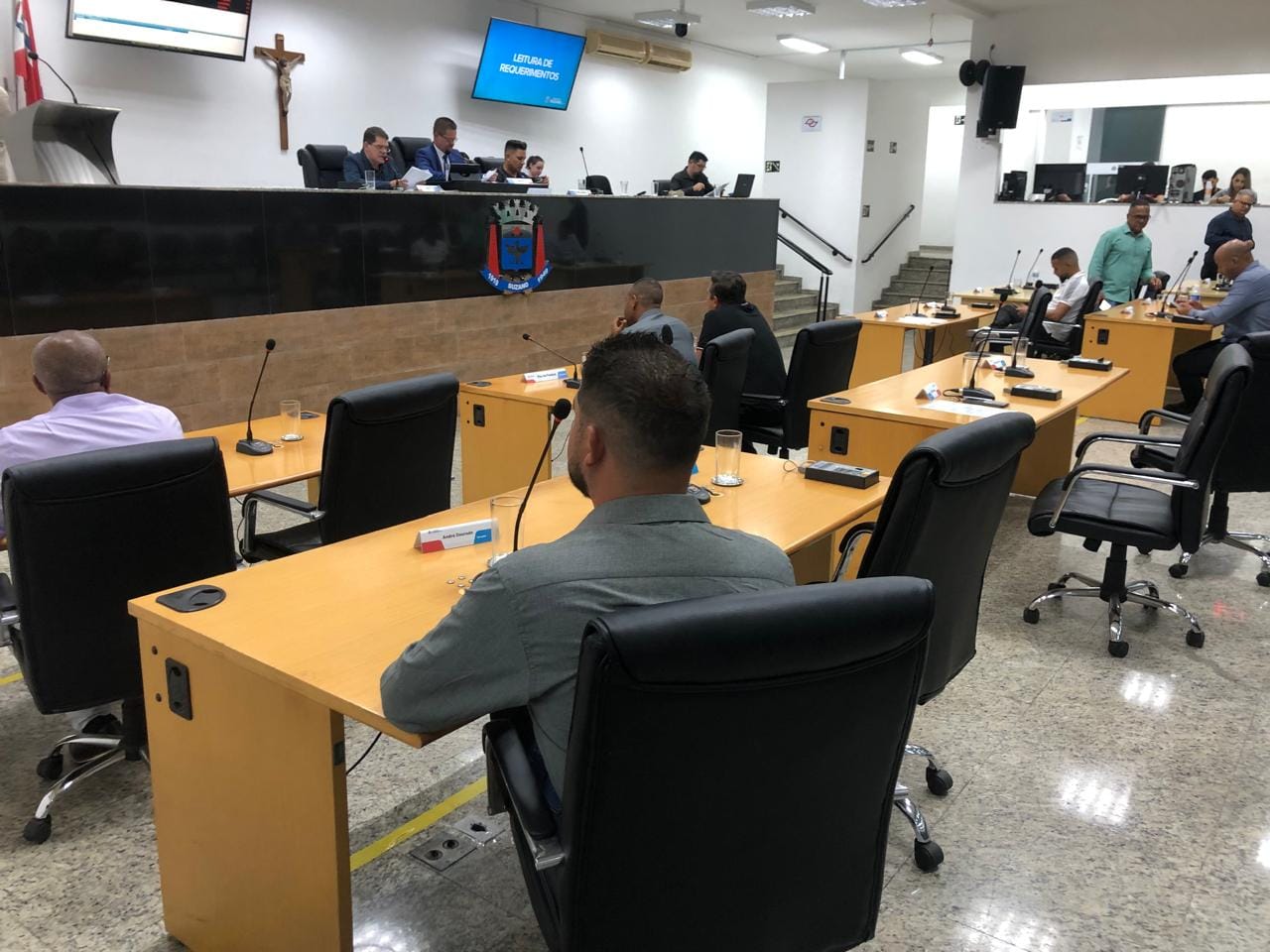 'A PM prende, mas a Justiça solta', dispara vereador de Suzano ao falar sobre caso de dentista baleada