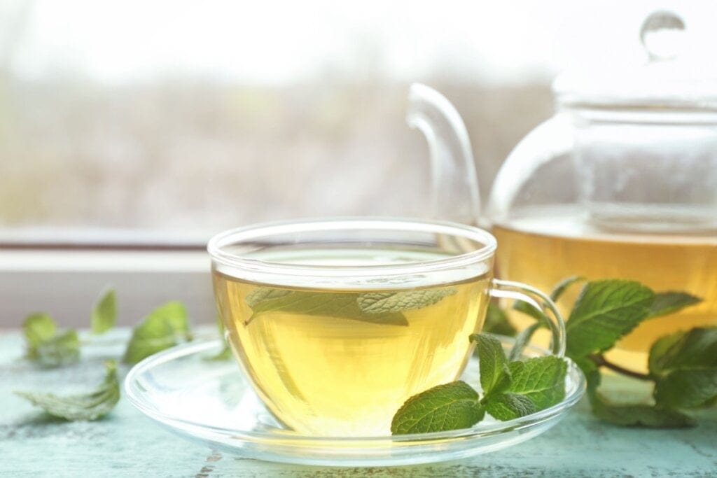7 chás detox para começar a semana