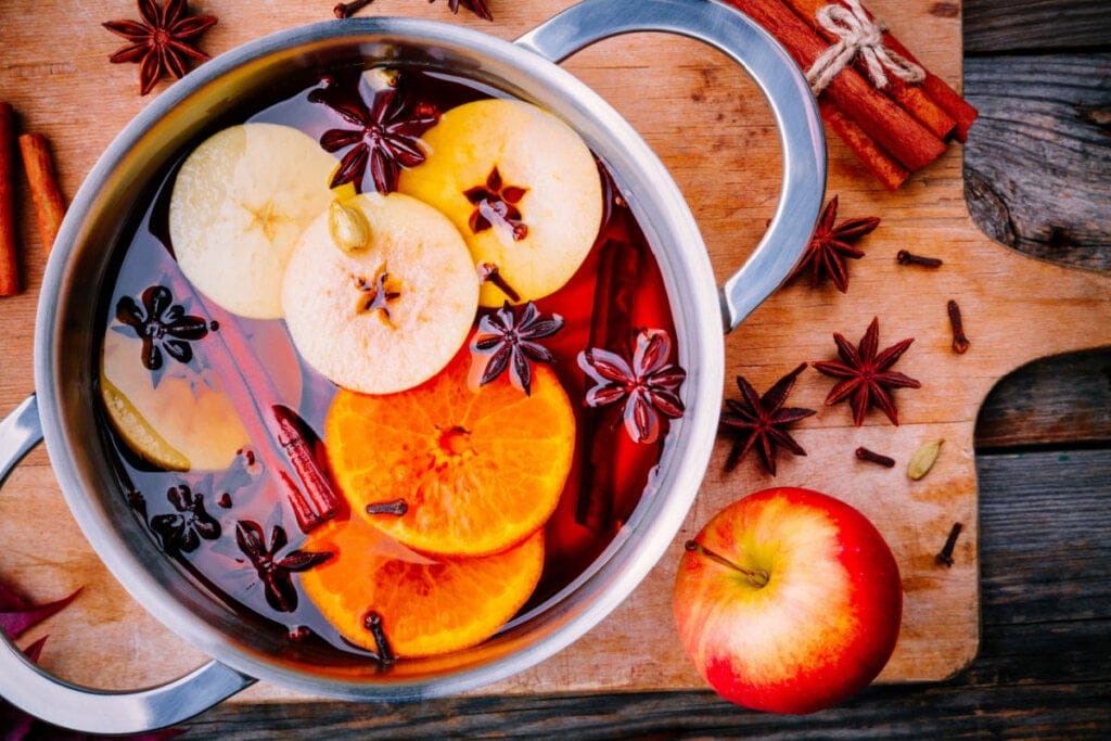 9 chás desintoxicantes para começar a semana