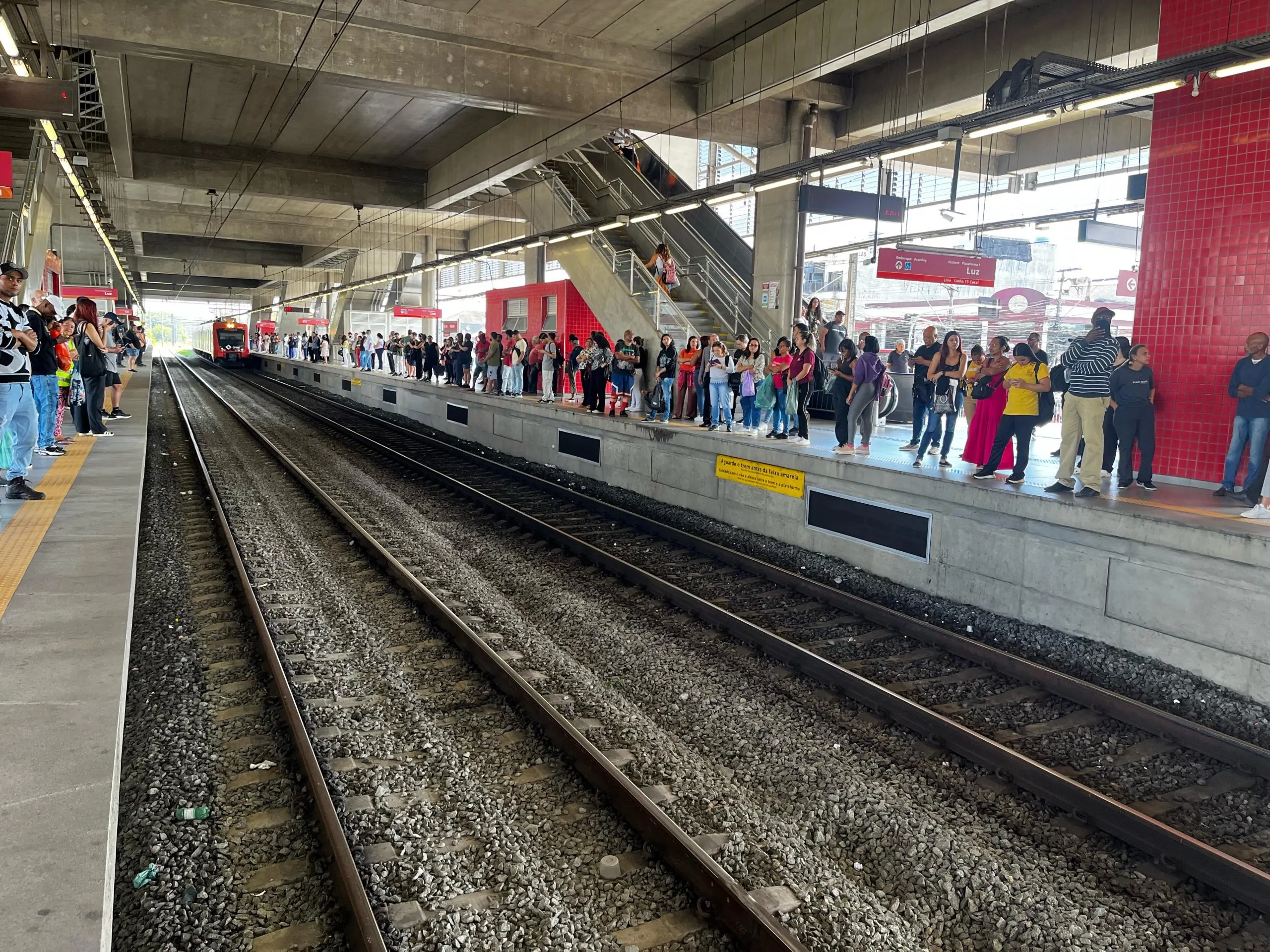 Trivia retoma 'loop' na Linha 11-Coral entre as estações Suzano e Barra Funda