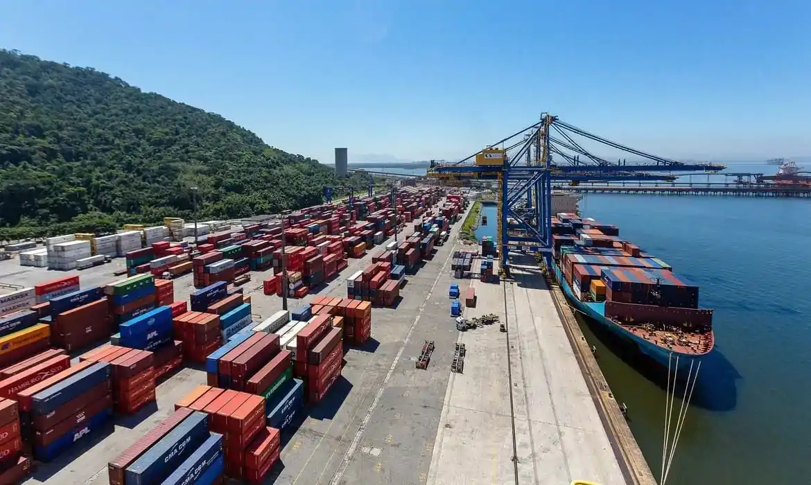Alto Tietê exporta mais de R$ 1 bilhão e aposta em infraestrutura