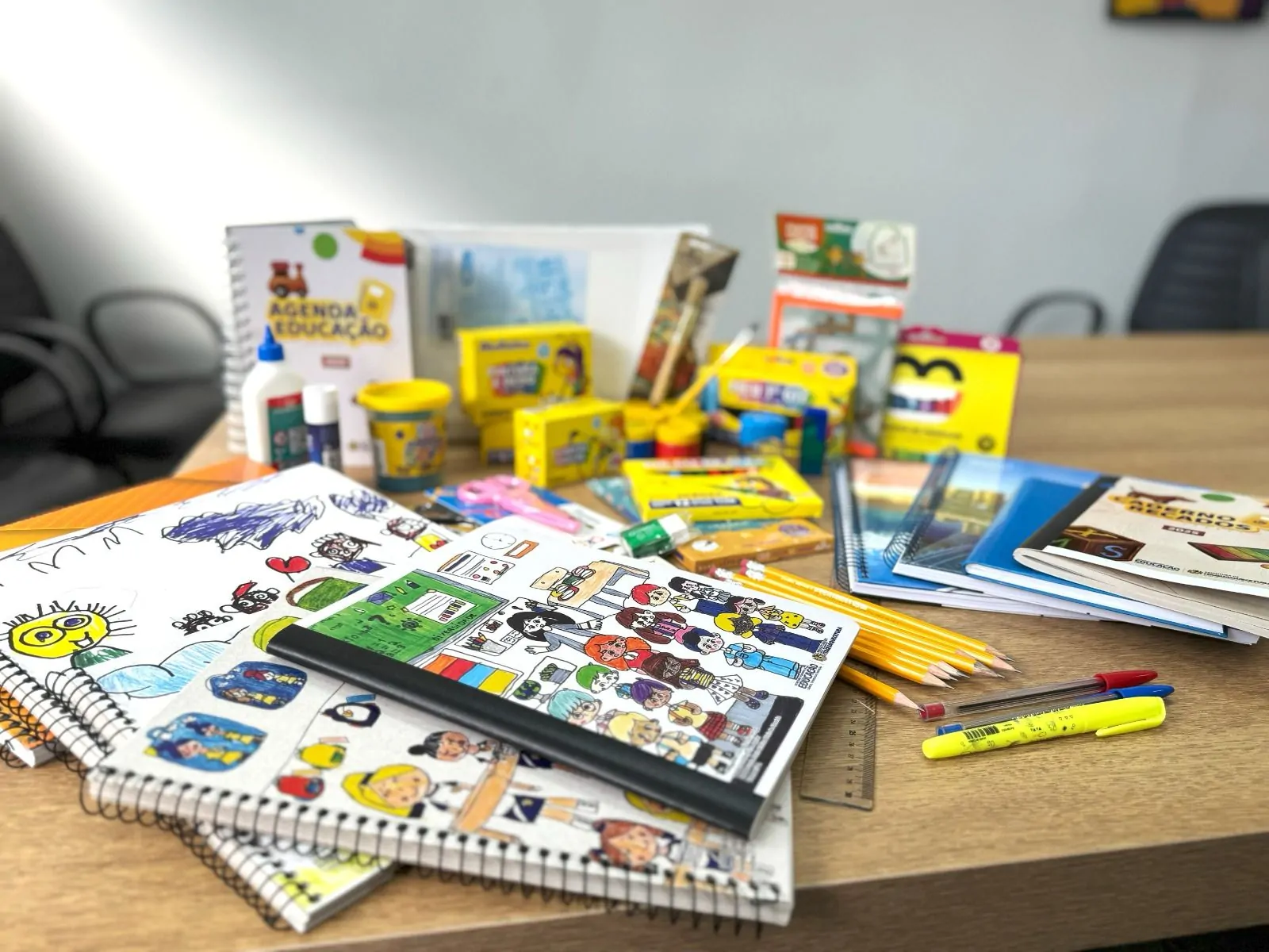 Itaquá inicia entrega de material escolar para 42 mil estudantes na segunda (5)