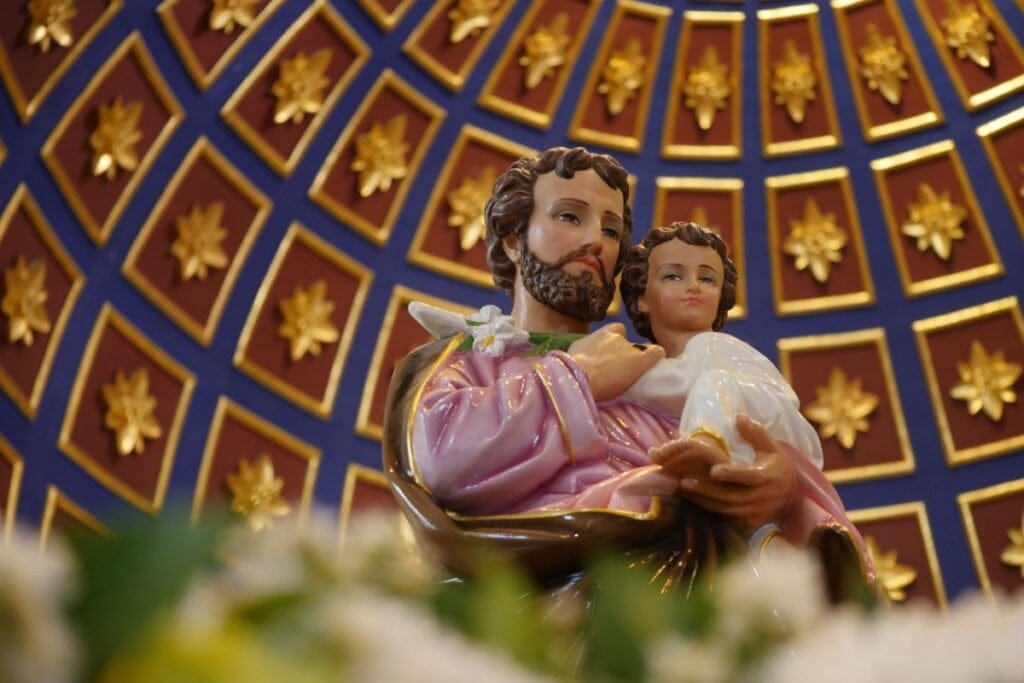 5 orações para o Dia de São José Operário