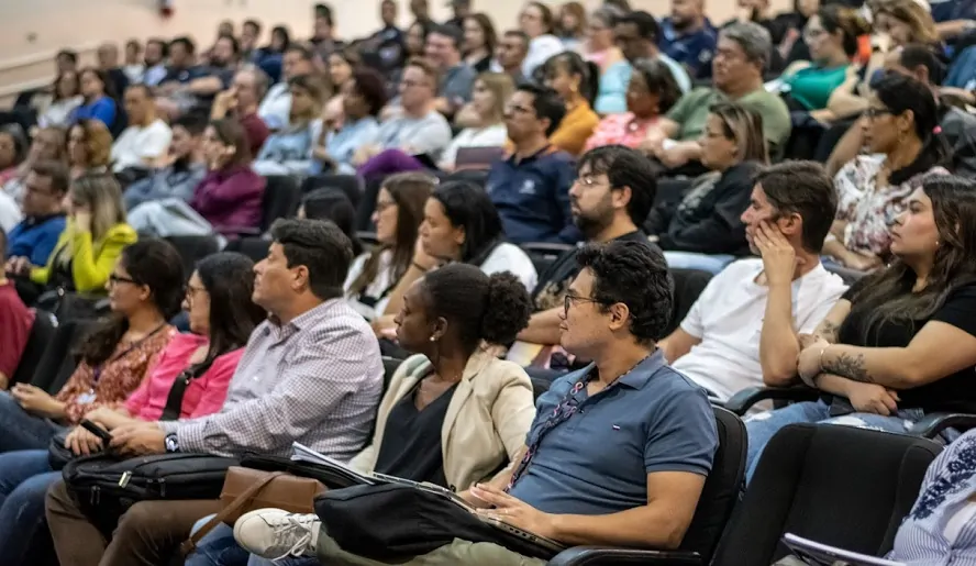 Servidores de Mogi passam por curso sobre contratações públicas