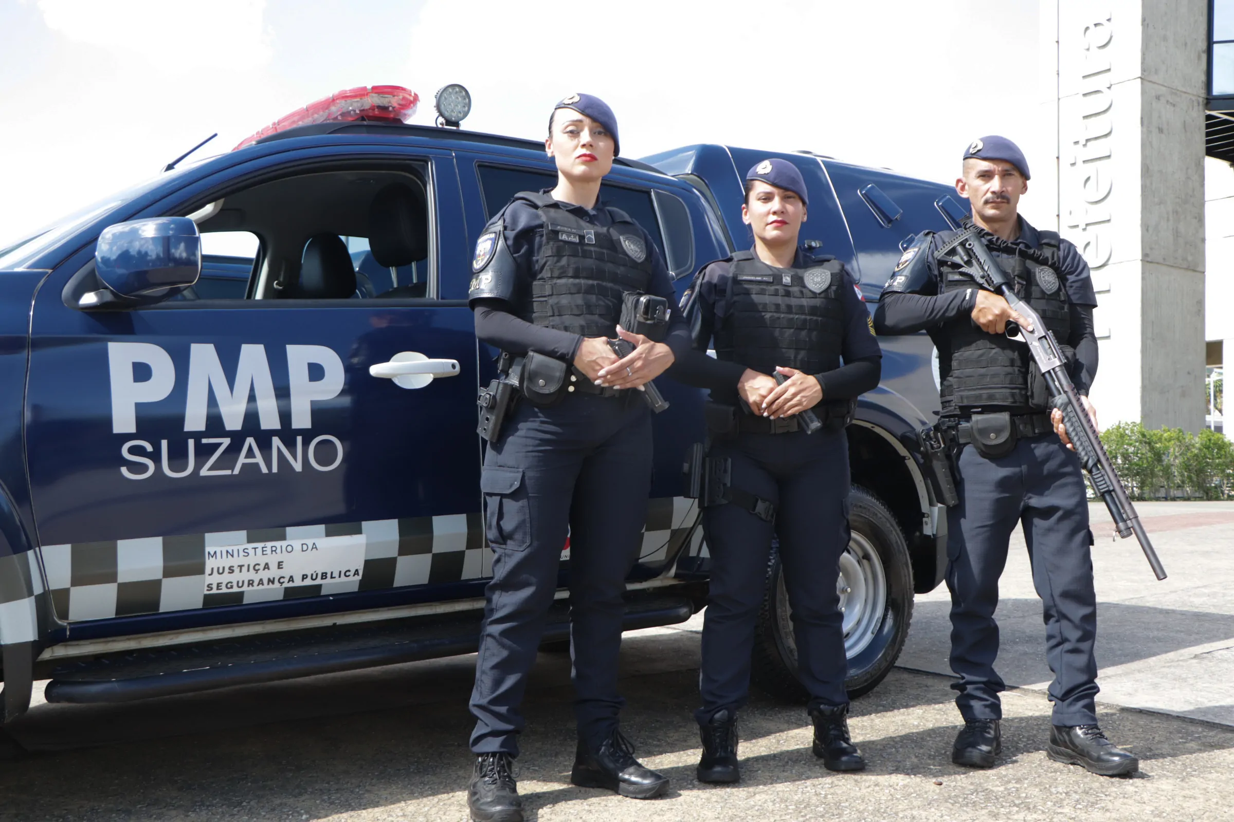 Homem é preso em flagrante após agredir companheira com vassoura, em Suzano