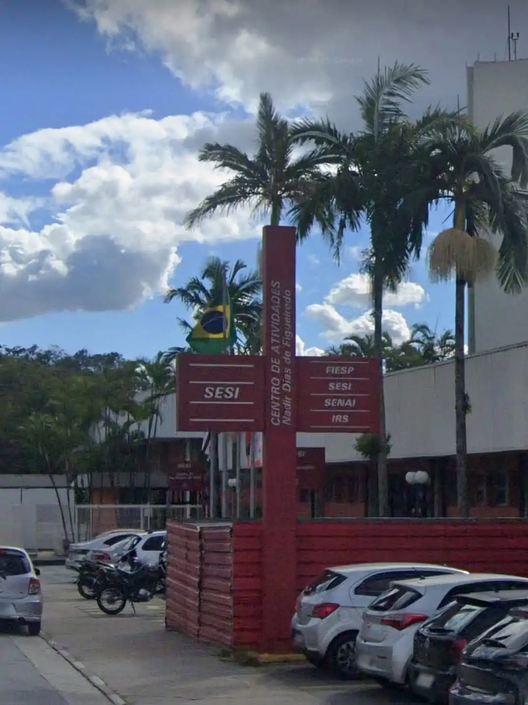 Sesi de Mogi e Suzano têm vagas abertas para EJA com cursos profissionalizantes do Senai