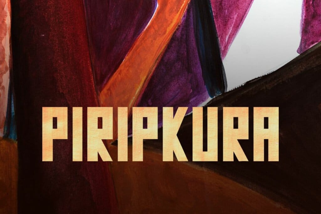 Capa do documentário 'Piripkura' com o nome do filme e um fundo colorido com tinta