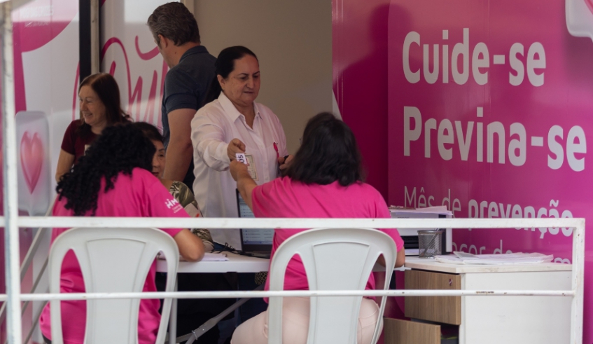 Carreta da Mamografia promove exames gratuitos no Pró-Hiper neste sábado (18)