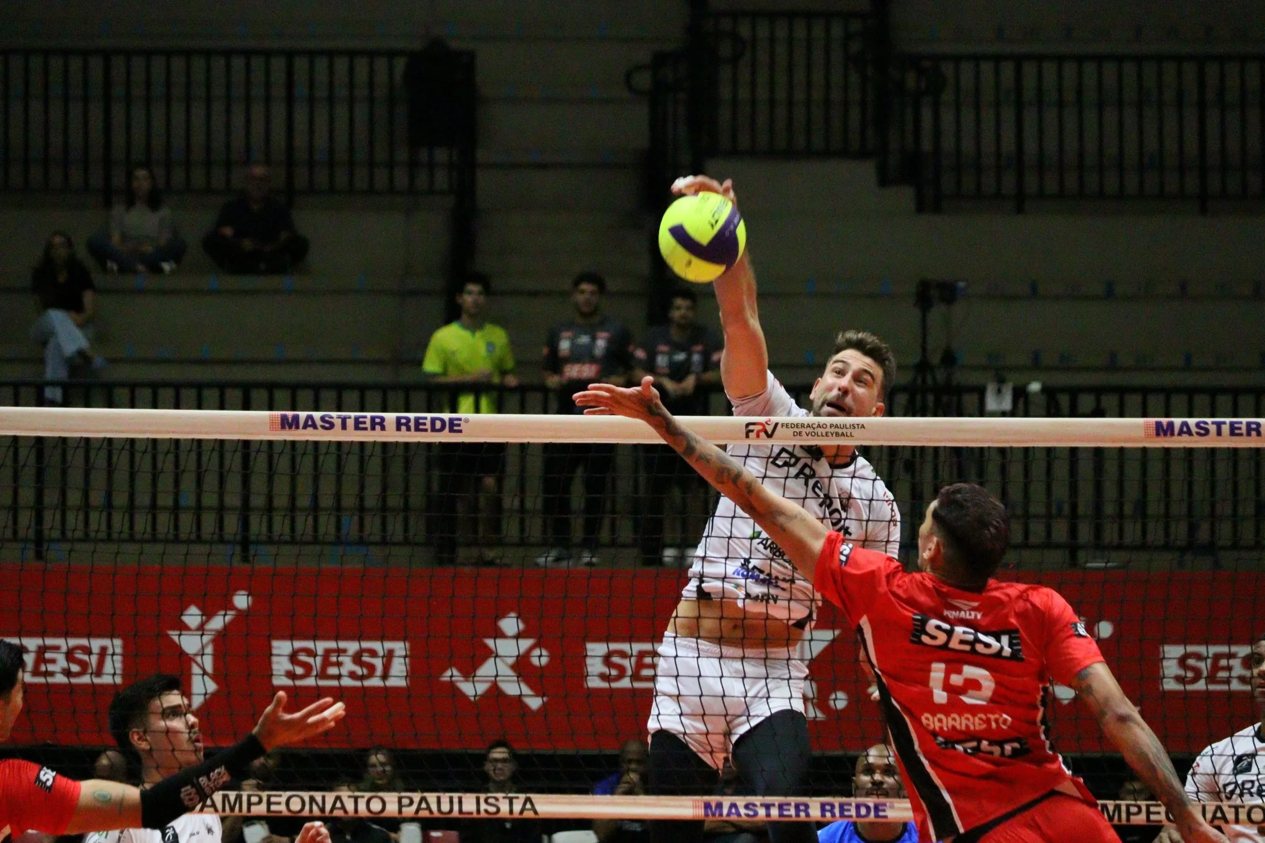 Suzano vence Sesi em Bauru e se aproxima de sua 3ª final estadual seguida