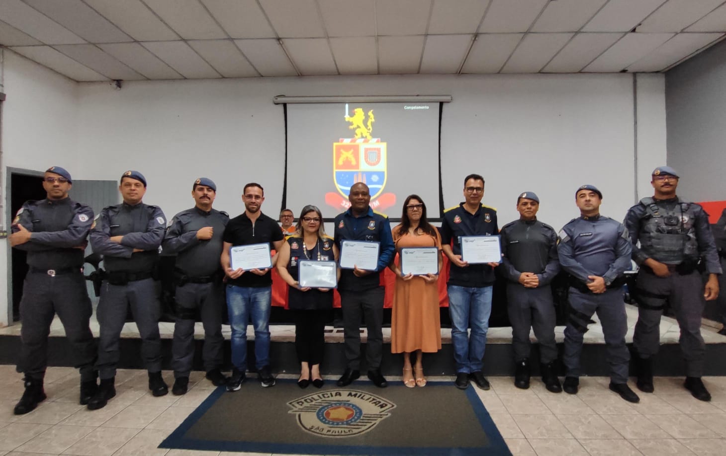 Polícia Militar de Suzano apresenta ações de segurança em reunião com conselhos comunitários