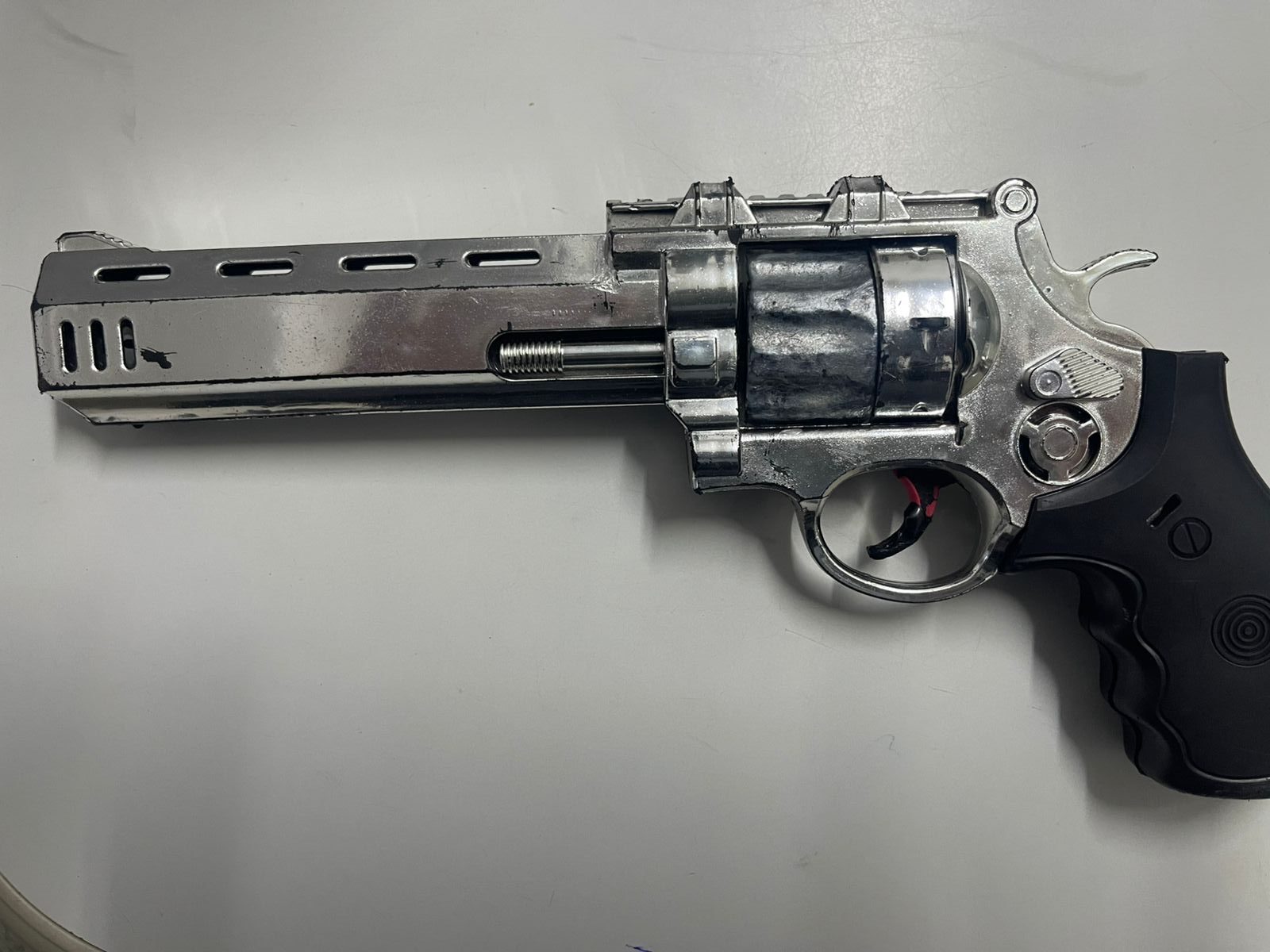 Suspeito é preso após tentativa de roubo em Itaquaquecetuba