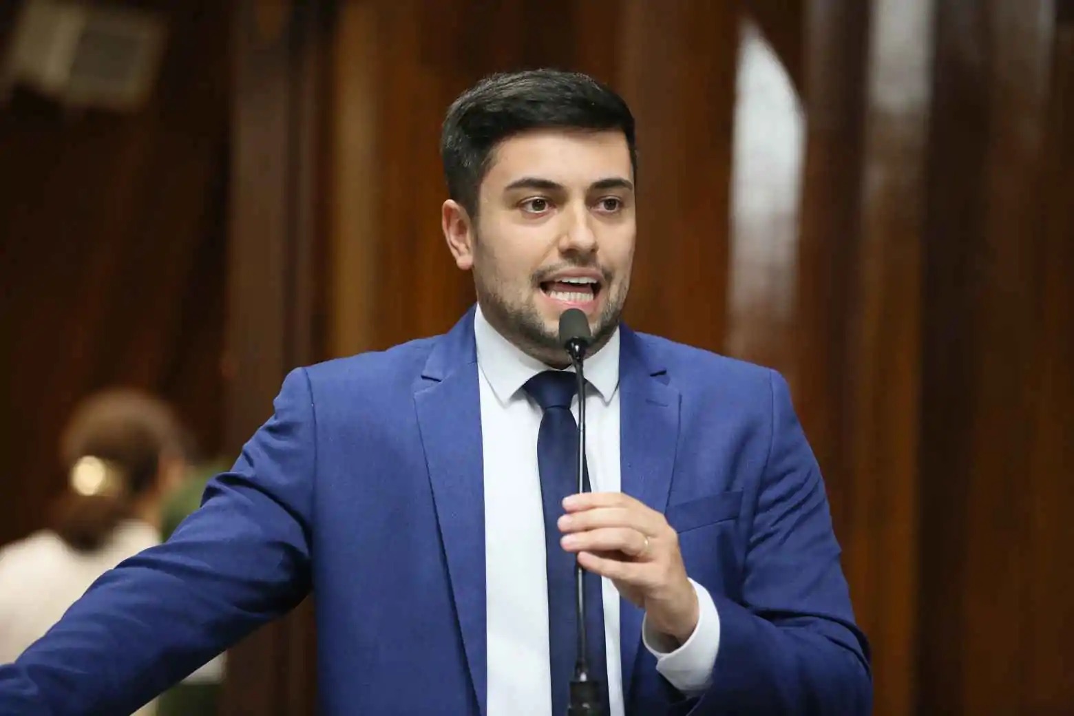 Comissão de Ética aplica advertência a Lintz por episódio em que chamou Romão de 'vagabundo'