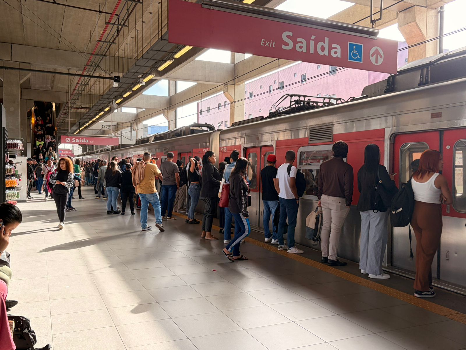 Linha 11-Coral tem falha há quase 24h e circulação começa a ser normalizada, diz CPTM
