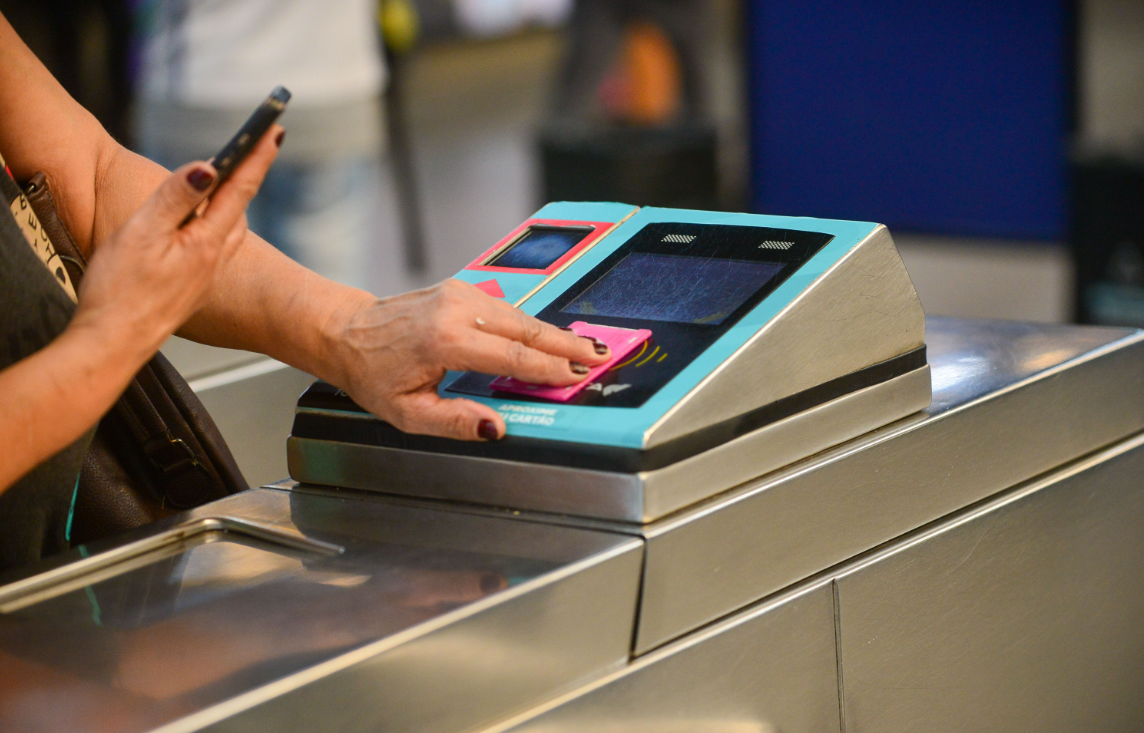 Tarifa de R$ 5,40 nos trens e metrôs entra em vigor em 6 de janeiro