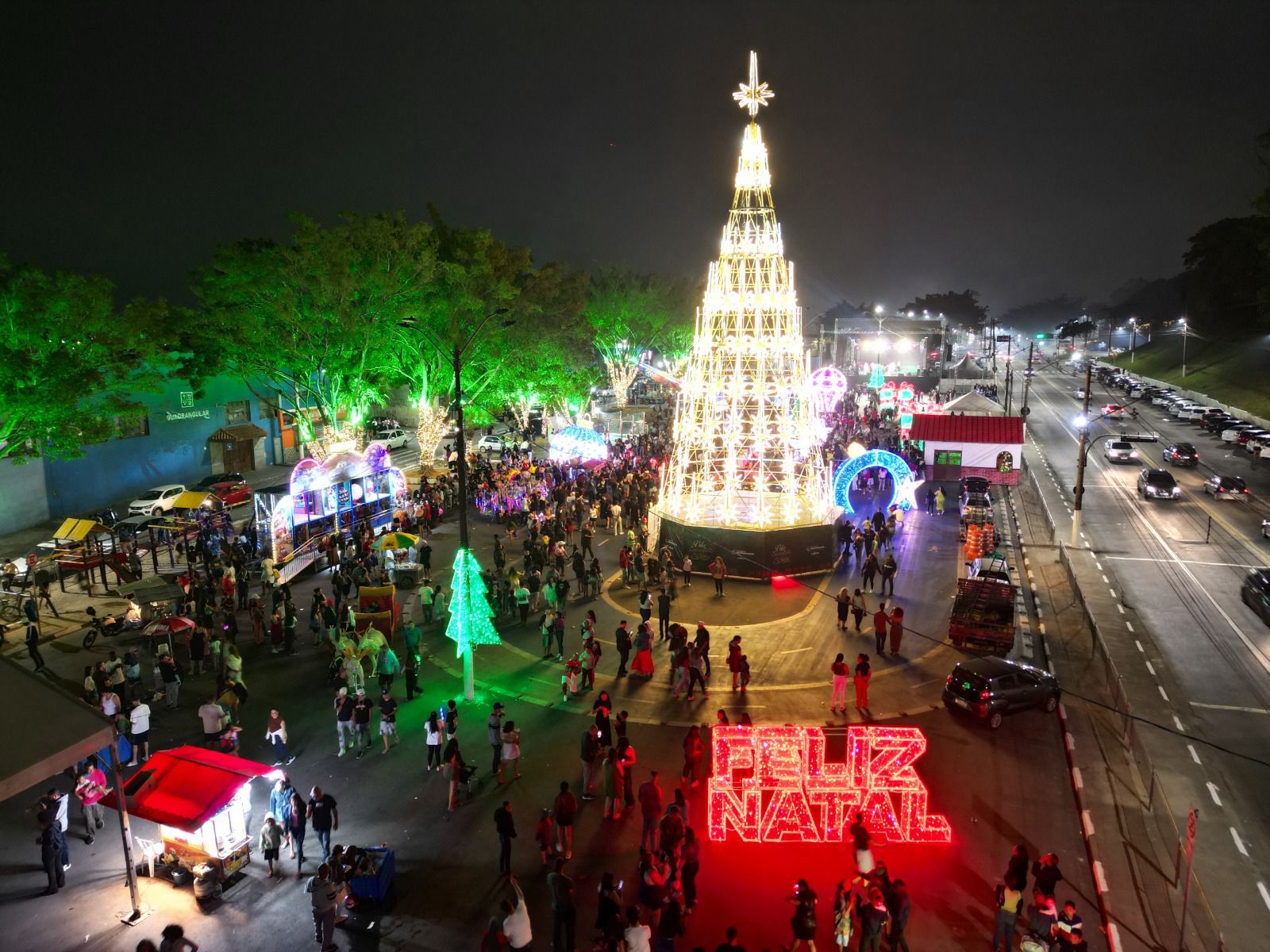 Vila Encantada de Natal reúne atrações e programação especial em Itaquá