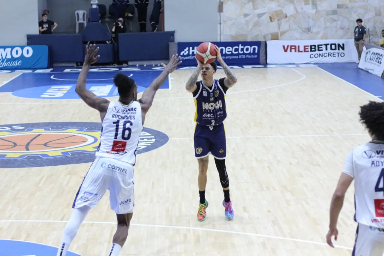 Mogi Basquete abre vantagem, mas sofre virada e perde para o São José fora de casa