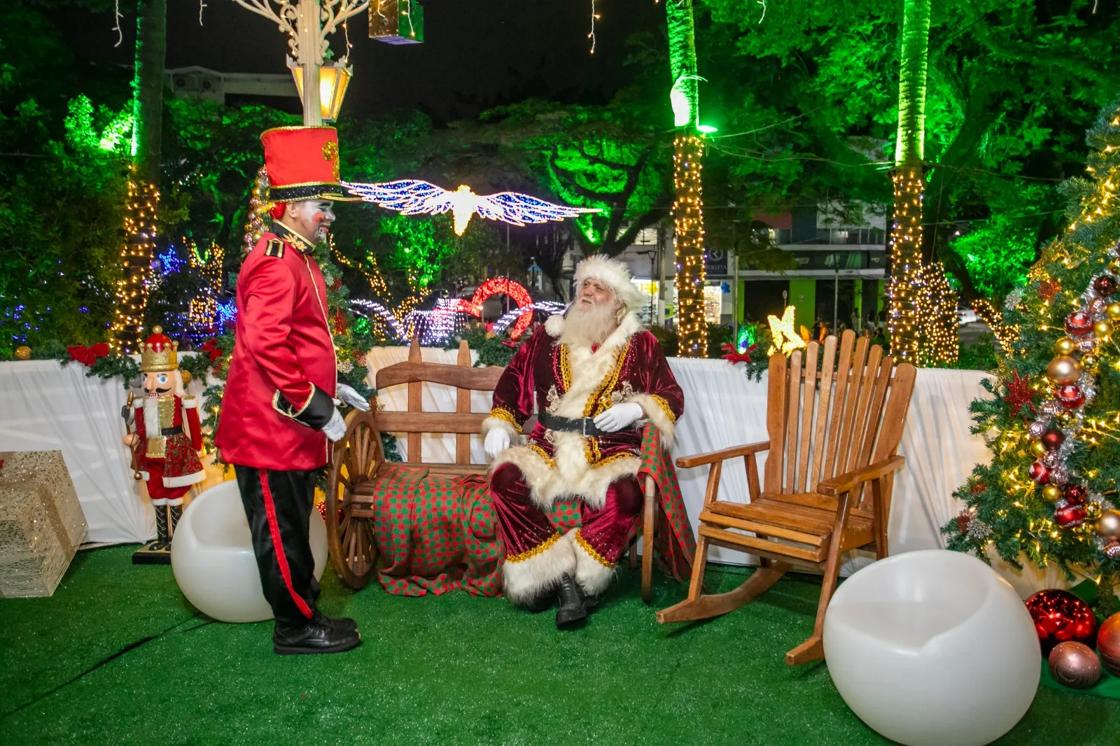 Papai Noel faz entrega de brinquedos partir desta segunda (15), em Arujá