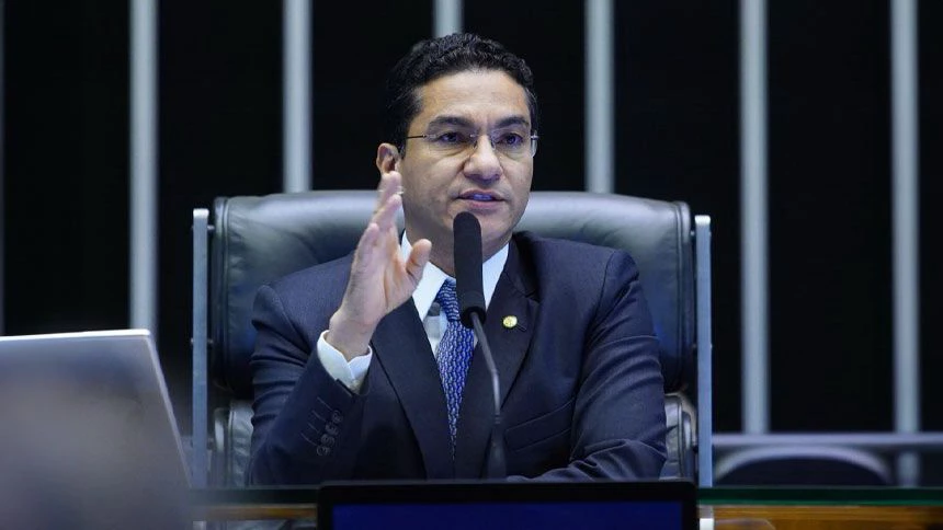 Presidente do Republicanos critica fim da 6x1 e diz que 'ócio demais faz mal'