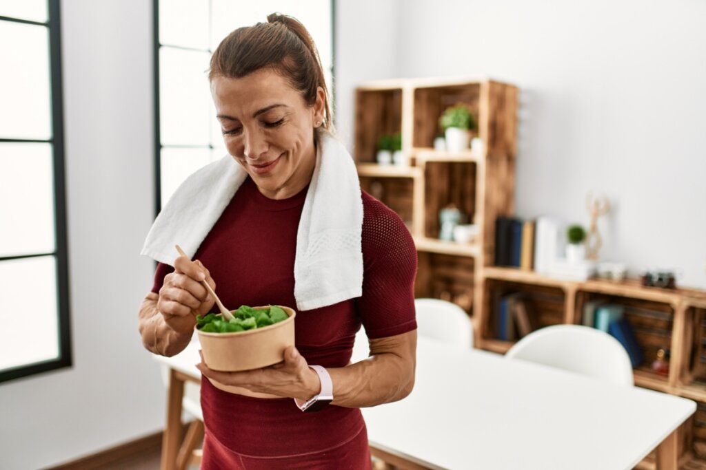 Agrião: 8 benefícios para a saúde e por que incluir a verdura na sua dieta