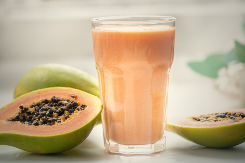 7 vitaminas caseiras para combater o intestino preso