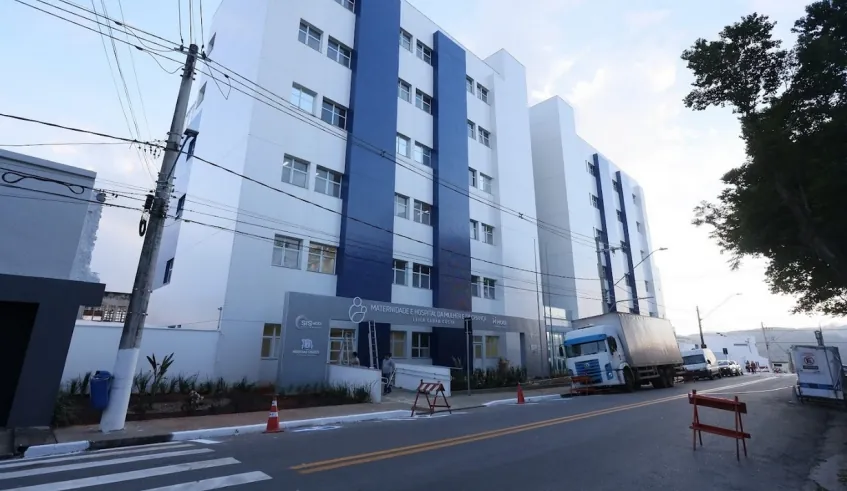 Prefeitura de Mogi das Cruzes interdita rua de Brás Cubas para preparar inauguração de Maternidade