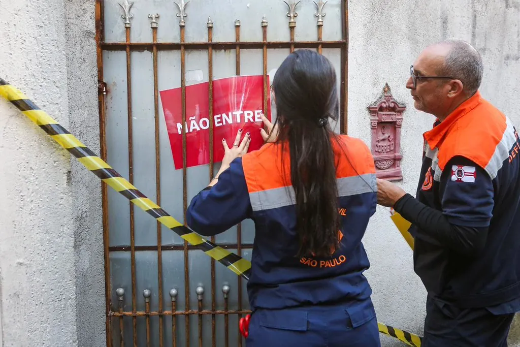 Defesa Civil libera retorno de moradores a 48 imóveis após explosão em SP