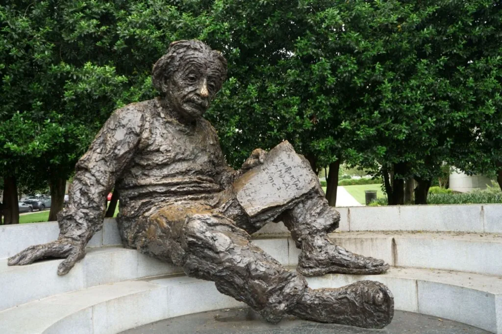 5 frases de Albert Einstein para refletir e se inspirar nesta terça-feira