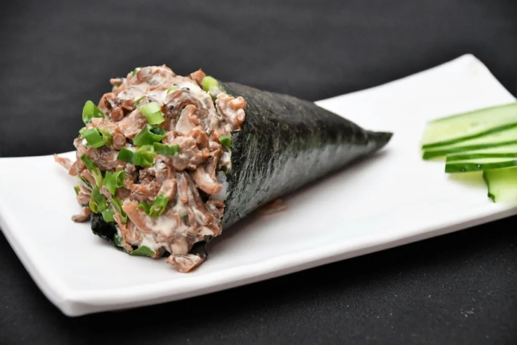 Temaki: 3 receitas fáceis e leves para fazer em casa