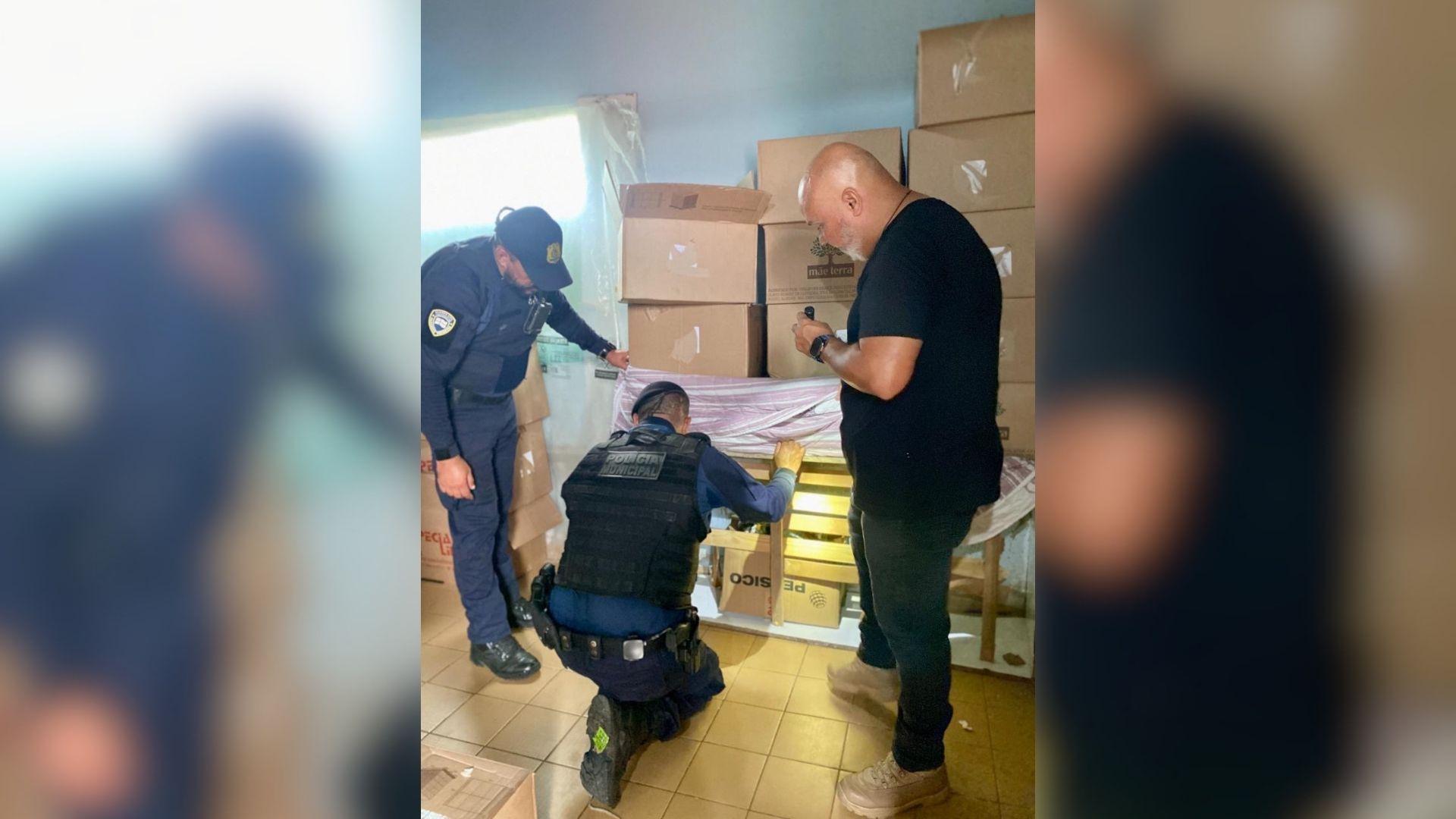 GCM de Itaquaquecetuba apreende R$ 130 mil em mercadorias irregulares no Kemel