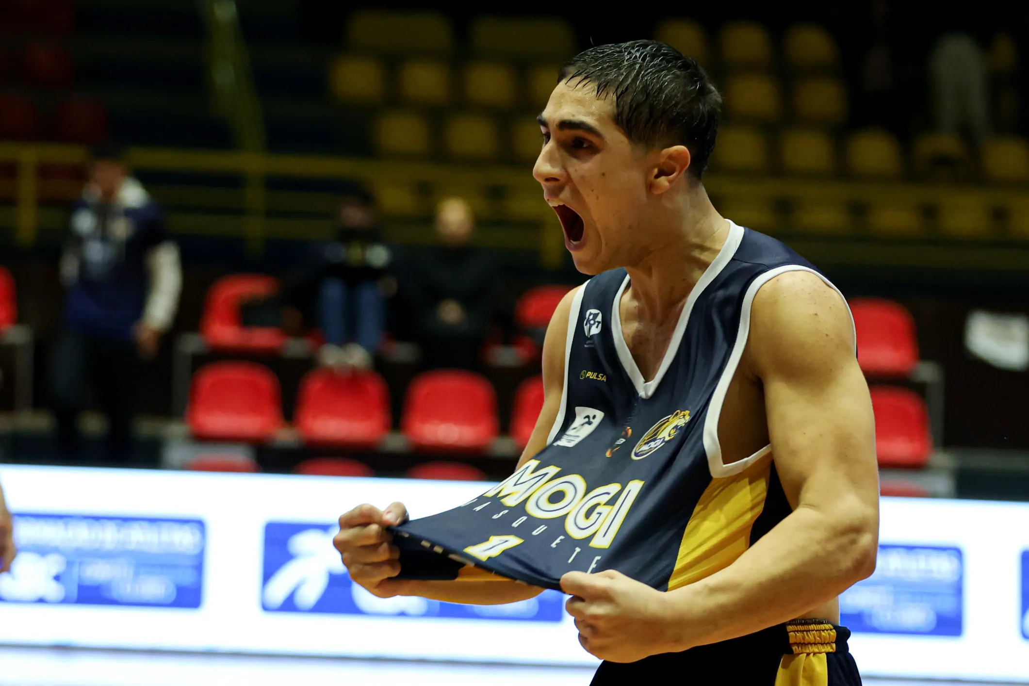 De virada, Mogi Basquete vence o Fluminense e segue invicto na LDB
