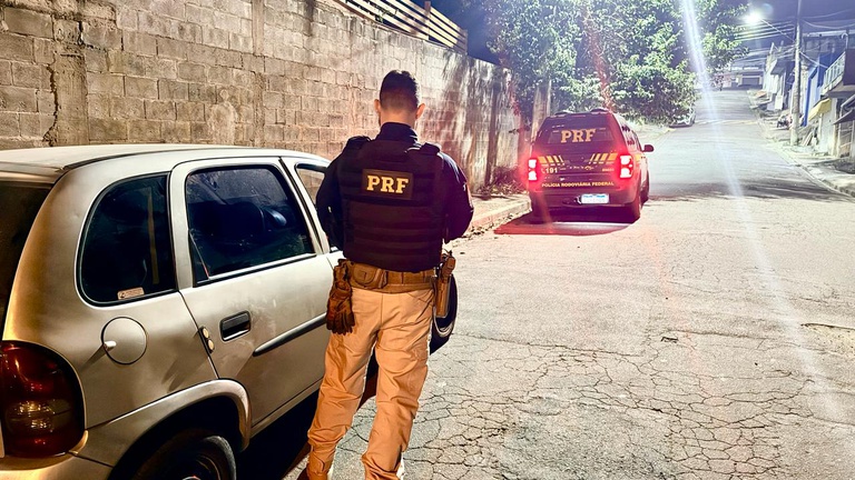 PRF resgata refém e prende suspeito após perseguição na Dutra, em Santa Isabel