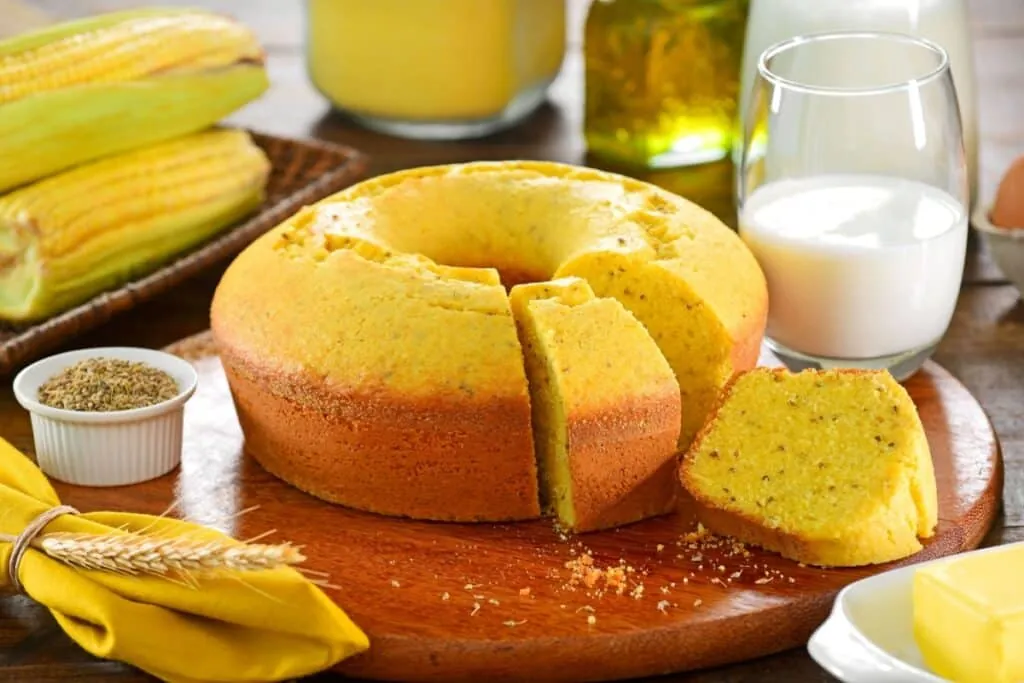 Bolo de milho-verde: 3 receitas fáceis e deliciosas para o lanche da tarde