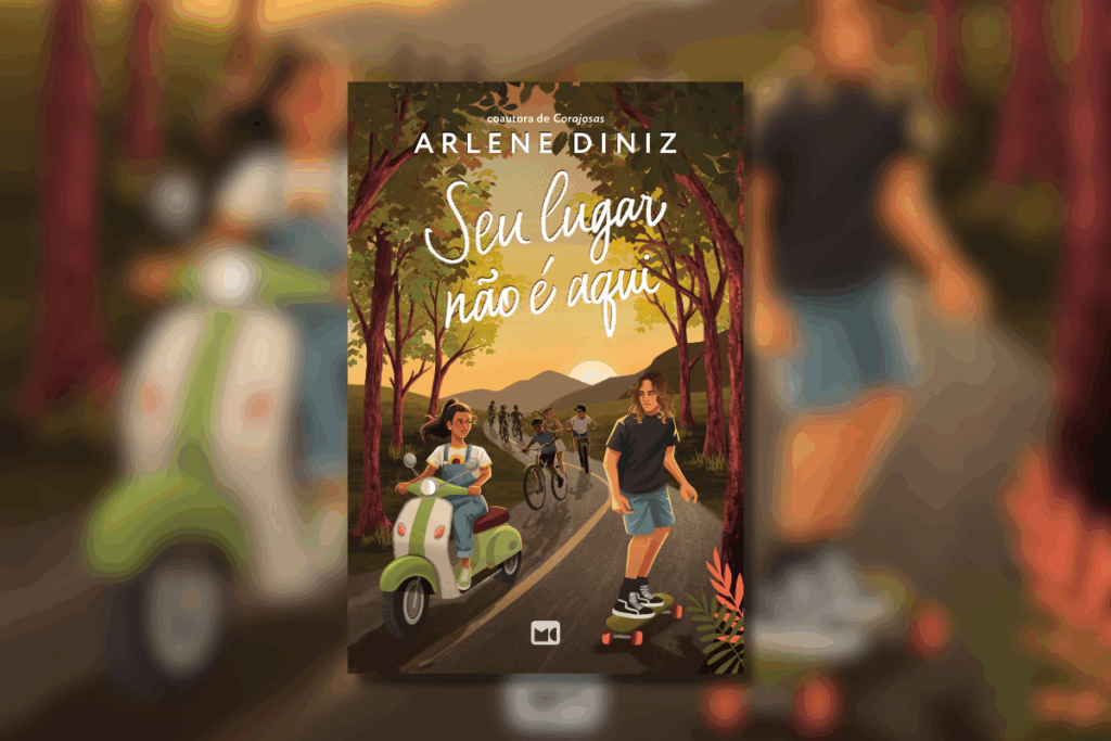 Capa do livro "Seu Lugar Não é Aqui", com jovens andando de bicicleta, moto e skate em um parque