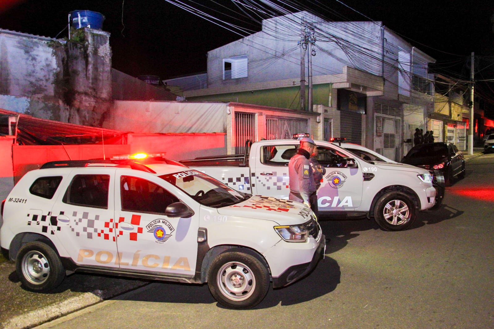 Operação em Suzano interdita bar por descumprimento da lei antifumo