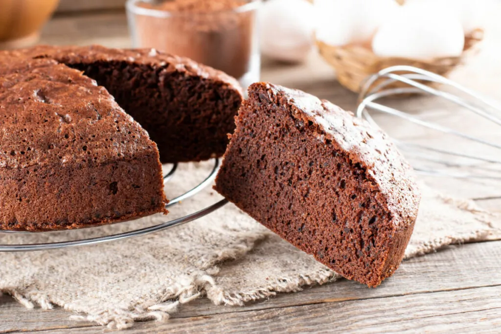 Quer um lanche saudável? Veja 8 receitas de bolo fáceis de fazer