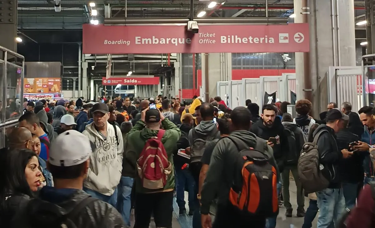 2º dia de greve: linhas de trem continuam paralisadas e sistema Paese é ampliado
