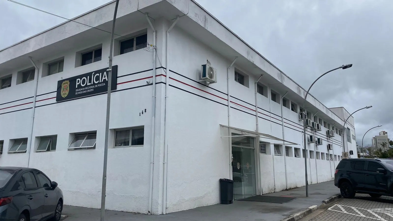 Mulher é presa em flagrante após esfaquear a própria mãe em Mogi das Cruzes