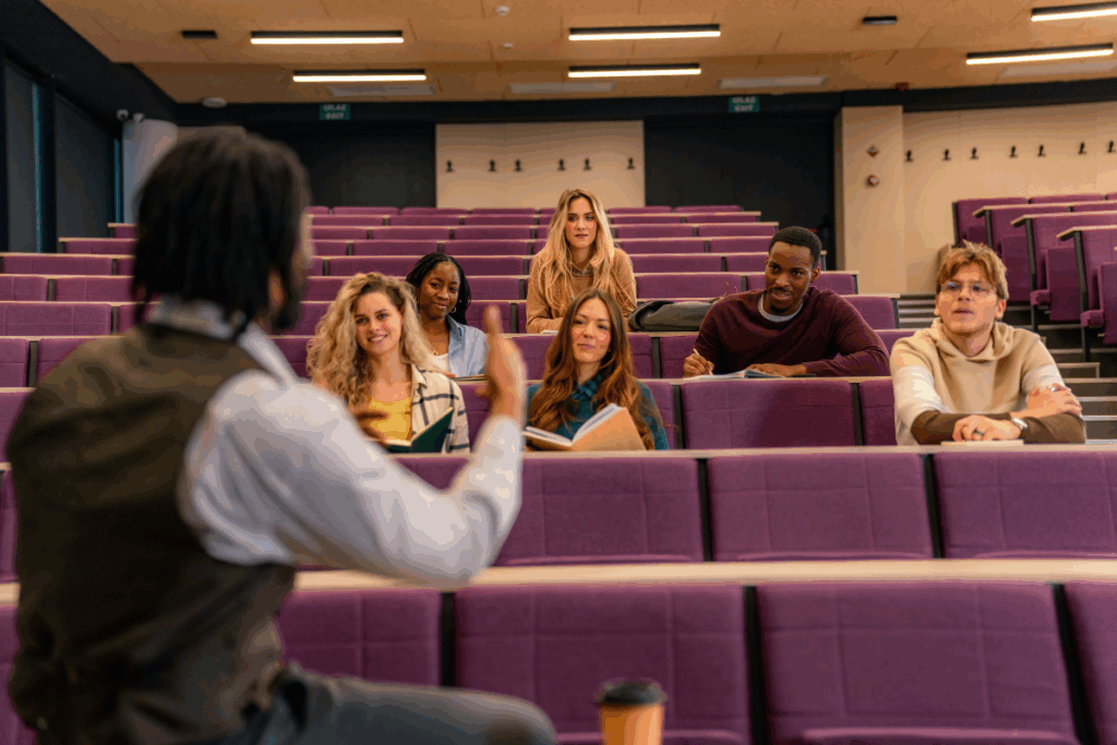 Dia do Estudante: 5 atitudes na faculdade que podem fazer diferença na carreira