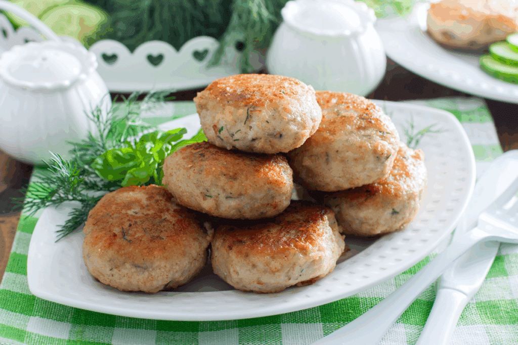 Muito além do peixe grelhado: veja 3 receitas com pescada-branca para um jantar leve e saudável